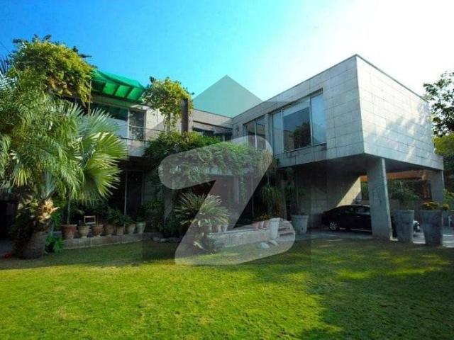 2 Kanal Used House At Prime Location in DHA Phase 6