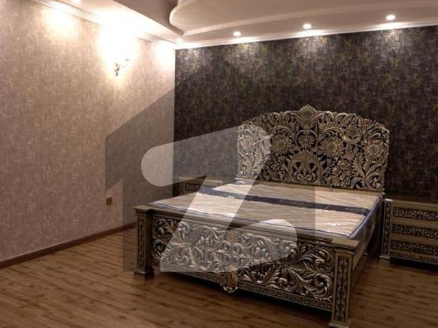 2 Kanal Used Modern Design Most Beautiful Full Basement 8 Bedroom Bungalow For Sale At Prime Location Of Dha Lahore Near To Park Masjid & Commercial Market. DHA Phase 3 Block W