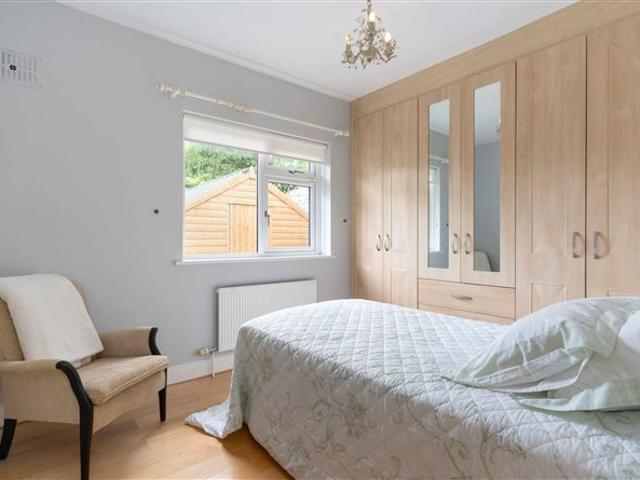 2 Lansdowne Crescent, Ballsbridge, Dublin 4 Bennetts Sandymount 4922 MyHome. Ie Residential