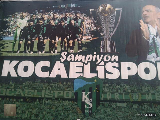 2.LİG den 1. LİG 'e ŞAMPİON KOCAELİ SPOR BAŞARILAR DİLERİZ. YAHYA KAPTAN İZMİT KOCAELİ