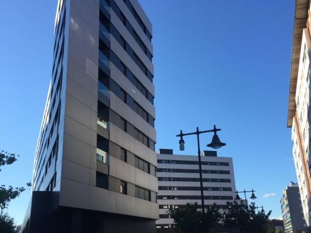 2 LOCALES EN VENTA EDIFICIO INICIA ROSALEDA