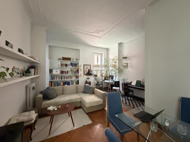 2 Locali Via del Gonfalone 1.350€