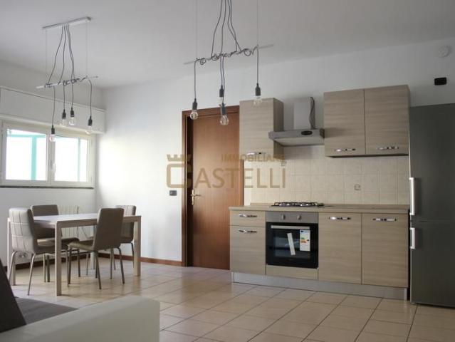 2 Locali Via Stadera 1.200€