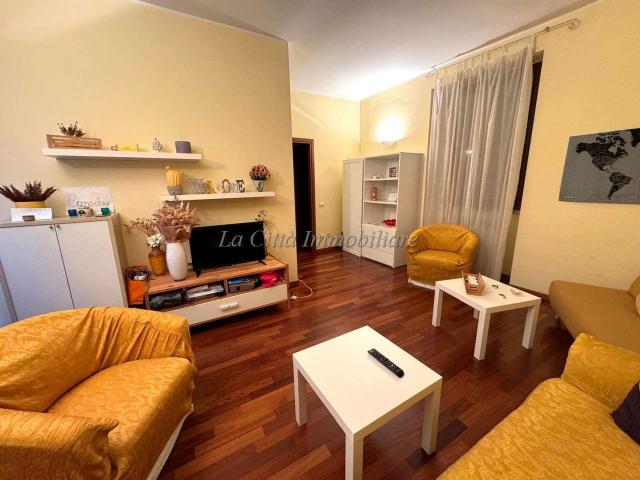 2 locali a Novara