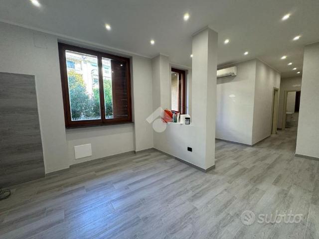 2 LOCALI A CASERTA