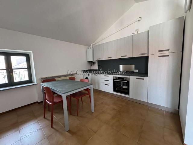 2 locali a Galliate