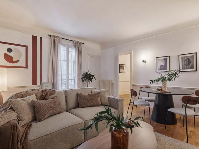 2 logements à École Militaire