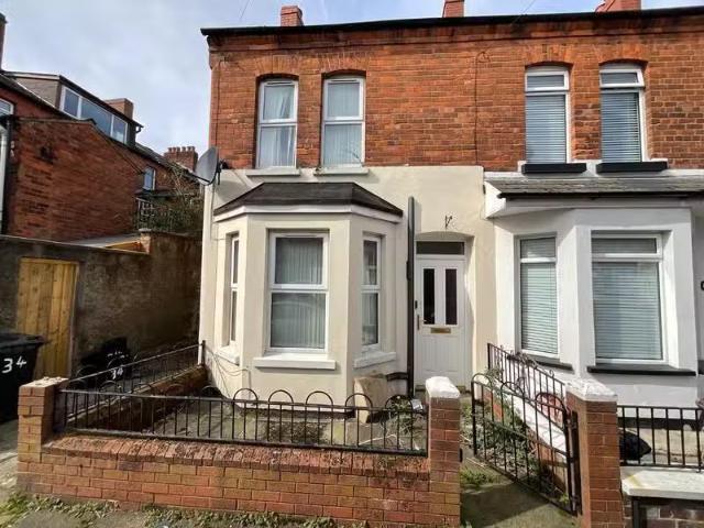 2 Lomond Street