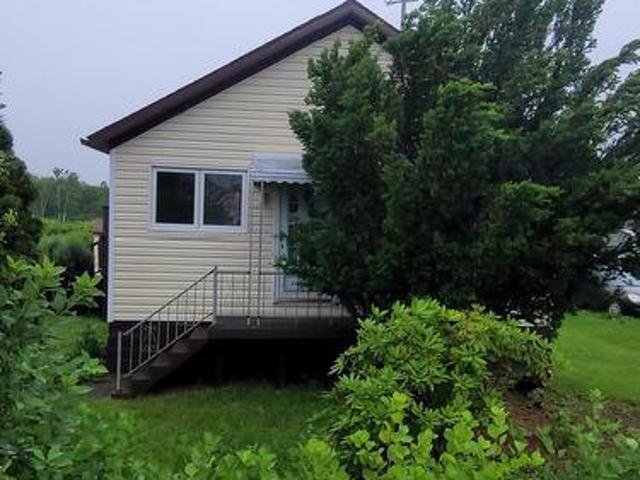 2 Low Street, Glace Bay, NS, B1A 6K5 house for sale | Listing ID 202618 | Royal LePage