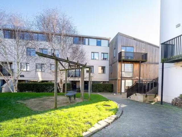 2 Parkview Drive, Finglas, Dublin 11, D11PY89 is for sale