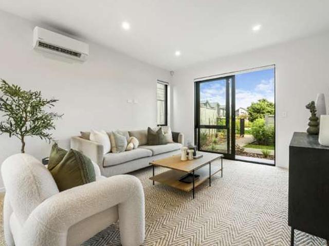 2 Park Green Avenue, Karaka, Franklin