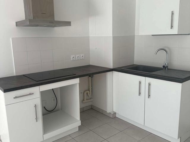 2 pièces · 43.74 m²