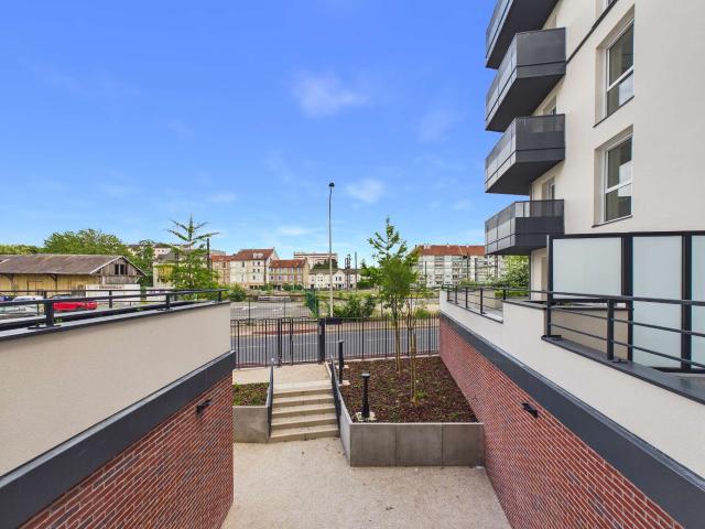 2 pièces · 47.7 m²