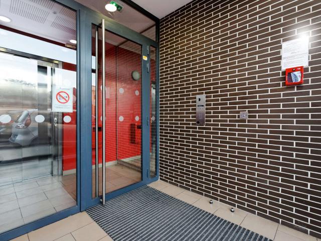 2 pièces · 48.4 m²