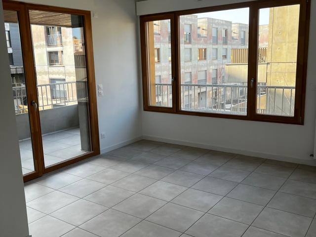 2 pièces · 48.71 m²
