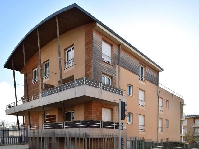 2 pièces · 48.3 m²