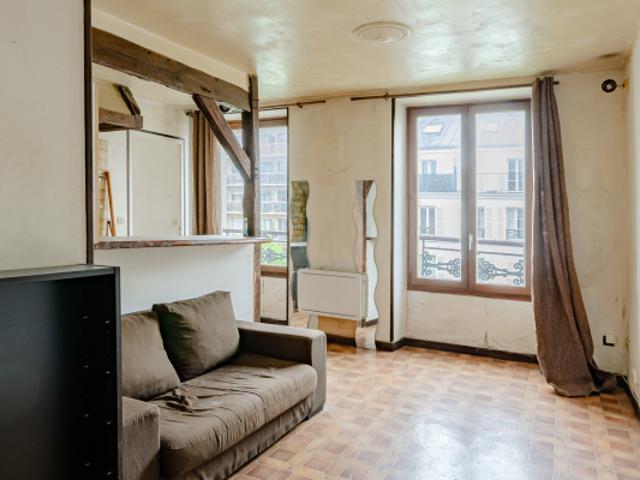 2 PIECES