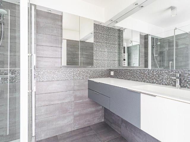 2 pièces 51,68m2 Porte des Ternes