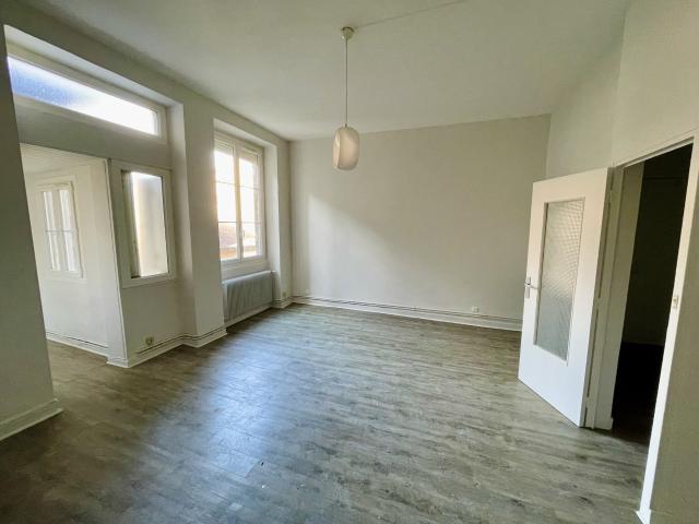 2 pièces 55 m2 Appartement T2 secteur centre ville