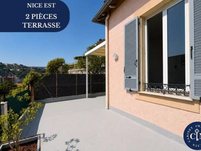 2 pièces 55 m² Terrasse vue panoramique Roquebillière