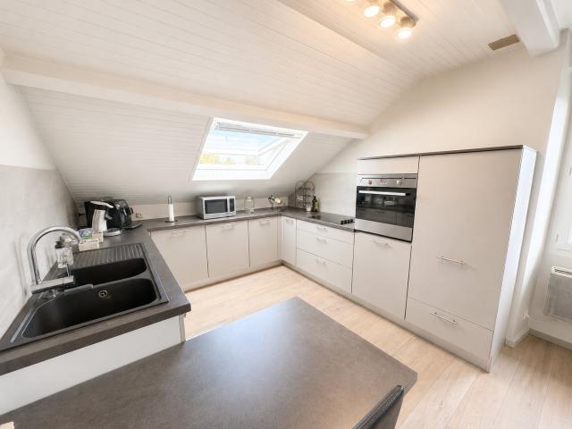 2 PIECES 70 m2 EN MAISON ANNECY