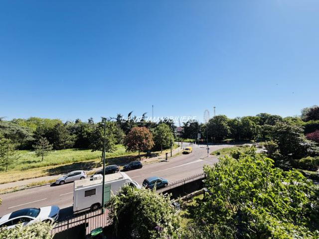 2 Pièces. 94 CHARENTON Ecoles. Avenue de Gravelle. Exclusivité