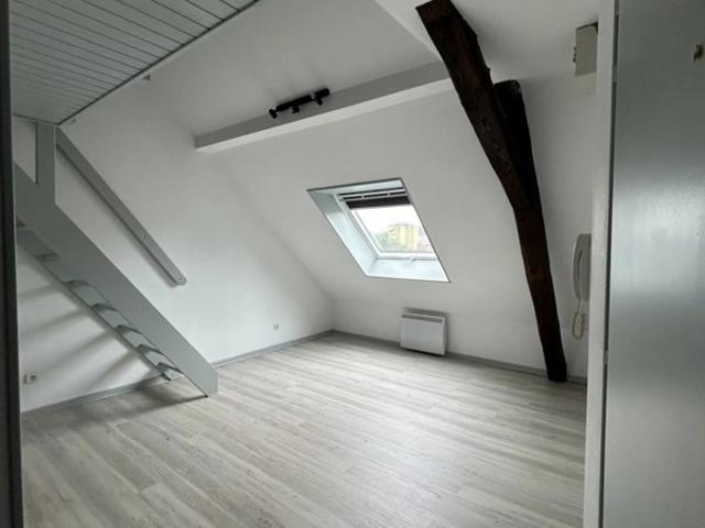 2 PIÈCES 20 M2 F2 DUPLEX