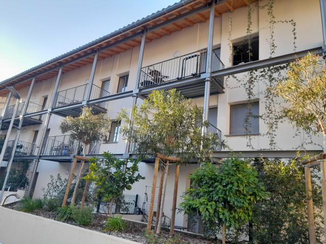 2 pièces · 28.08 m²