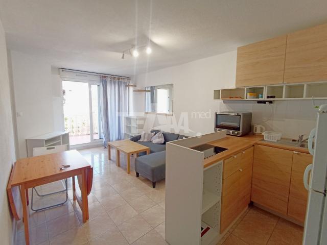 2 pièces, 29m², en location à Sete 670.17 € par mois