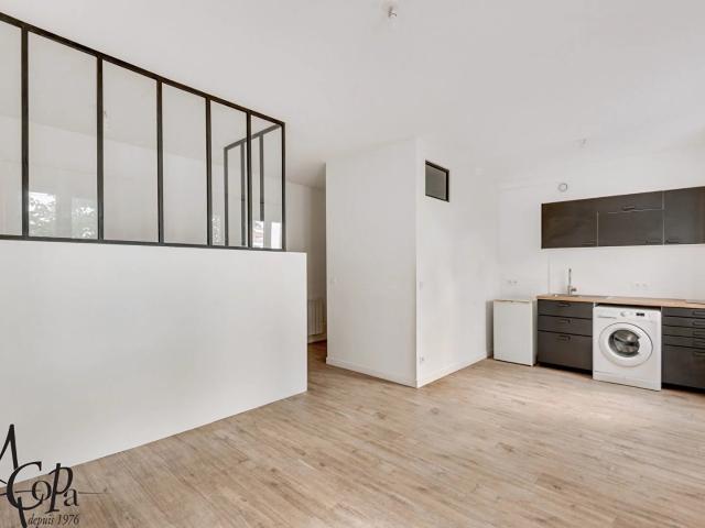 2 pièces 30 m² M° MARX DORMOY