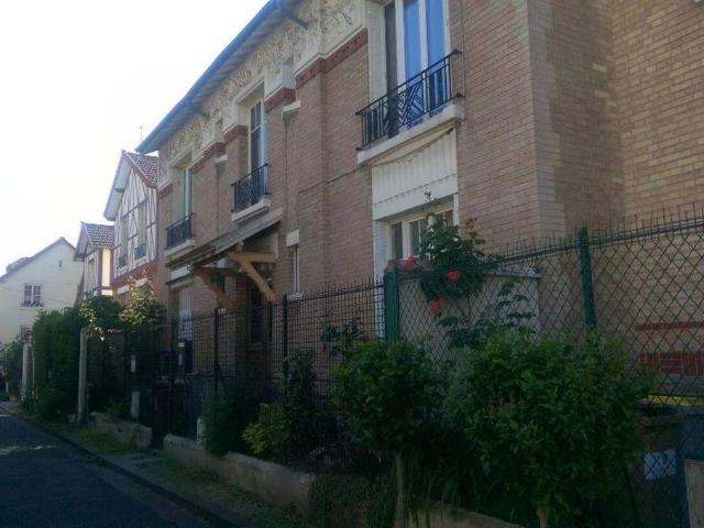 2 pièces 38 m2 Courbevoie Proche Gare