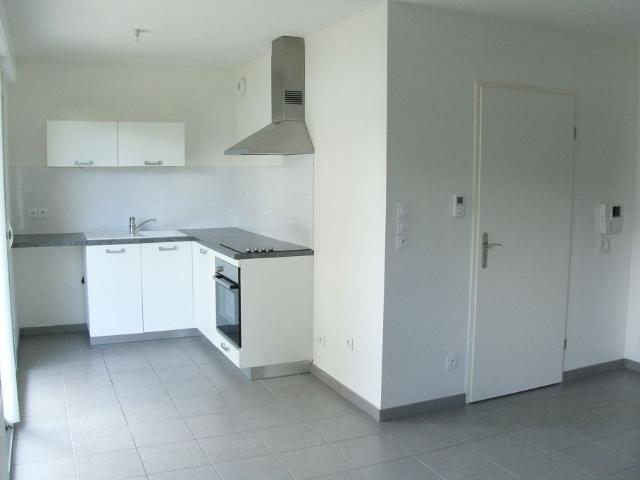 2 PIECES EN DUPLEX SAINT DENIS EN VAL
