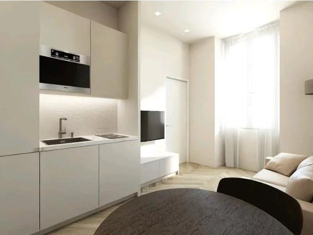 2 pièces vendu rénové – Rue de l’Hôtel des Postes