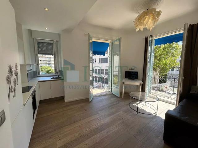 2 Pièces Vide Magnan 40m2