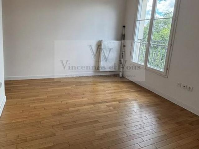 2 PIECES VIDE COSY ET AGREABLE A BRUNOY