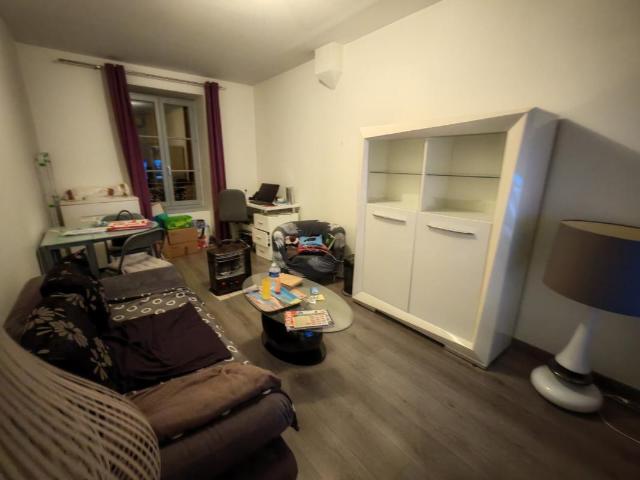 2 pièces à louer