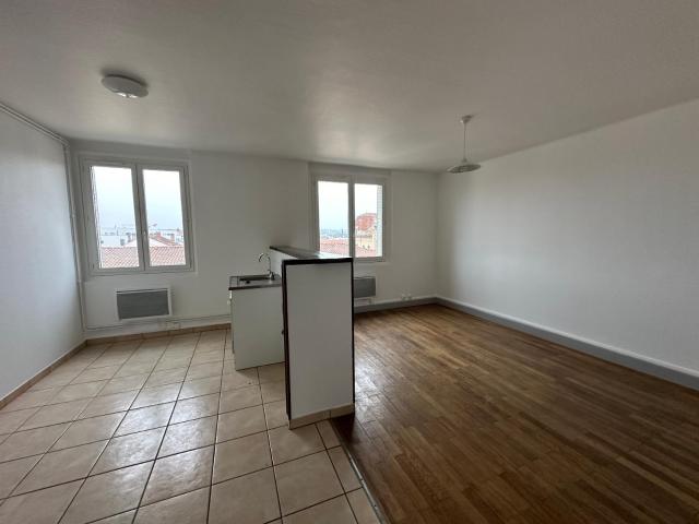 2 pièces appartement à louer