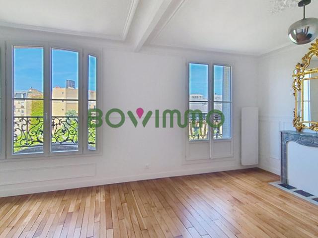 2 pièces avec balcon à louer en meublé Rua d'Alésia Pari