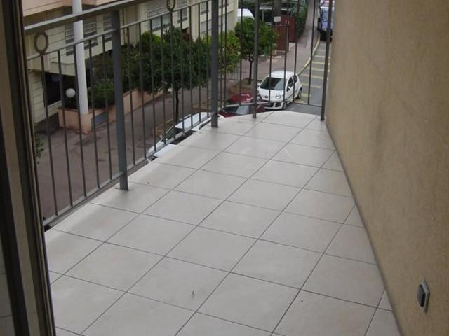 2 pièces avec balcon et parking – Haut Borrigo