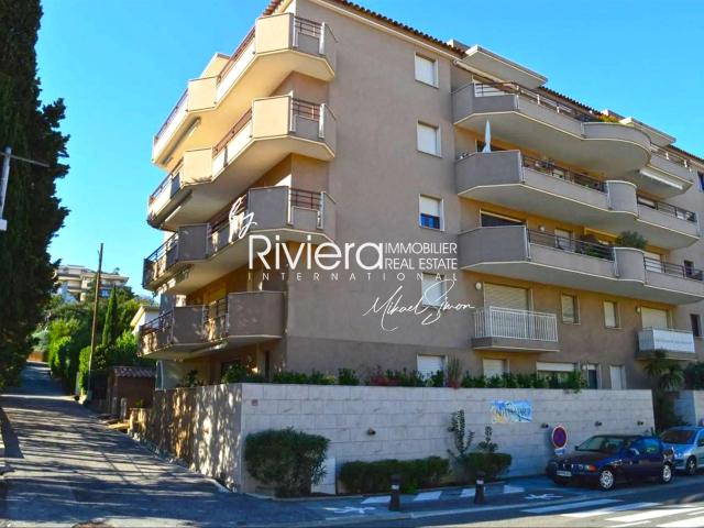 2 pieces avec garage centre ville 40m² Cavalaire sur Mer