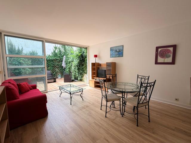 2 pièces avec terrasse Quartier Saint Eulalie