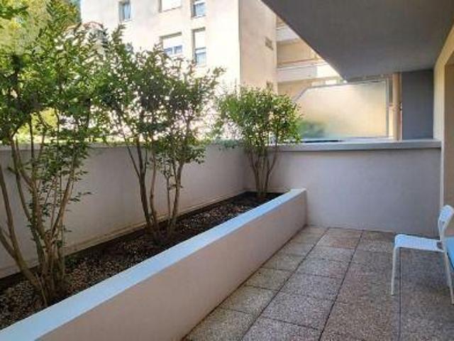 2 pièces avec terrasse
