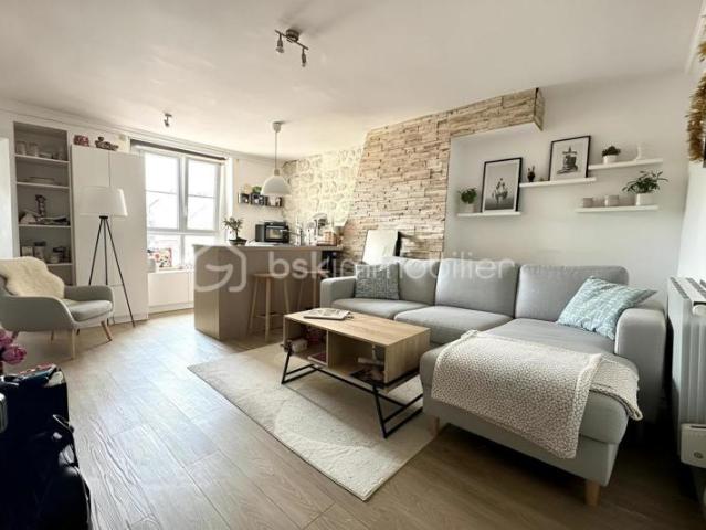 2 pièces Beaumont sur Oise proche gare – 40 m² – Centre ville