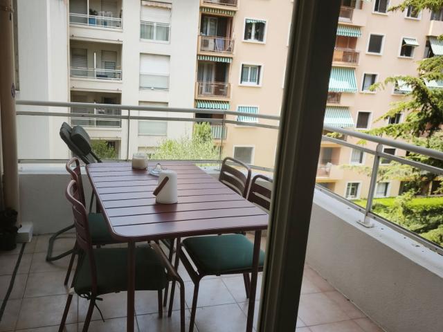 2 Pièces Boulevard Gorbella