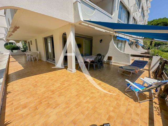 2 pièces cabine en pignon, Grande terrasse de 60m² exposée sud ouest