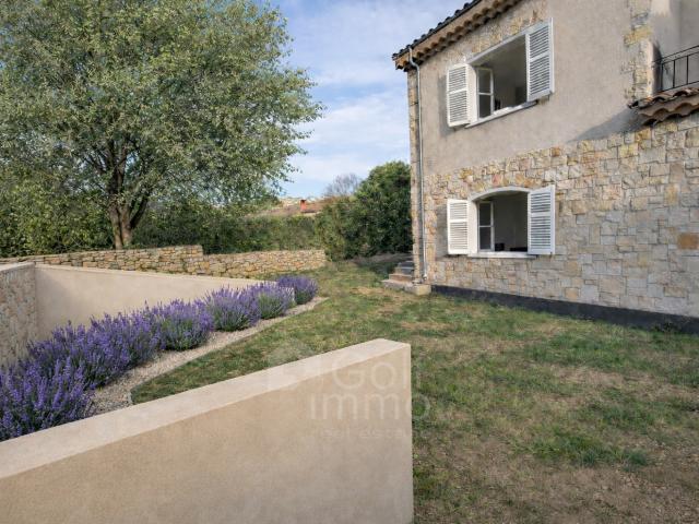 2 pièces de 31,9 m2 avec jardin privatif de 41,5 m2