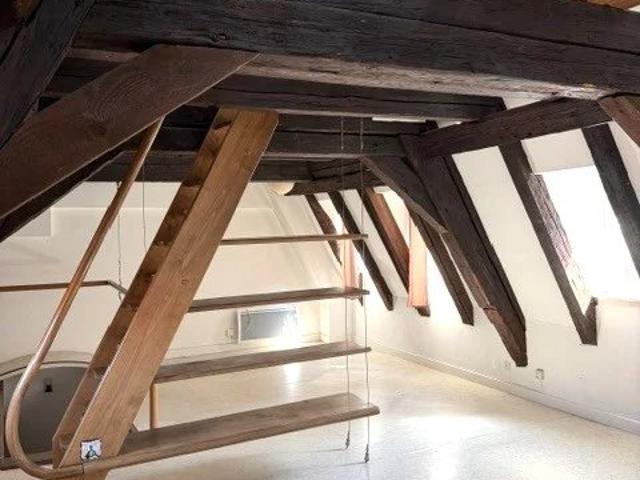 2 Pièces duplex rue de la Lanterne