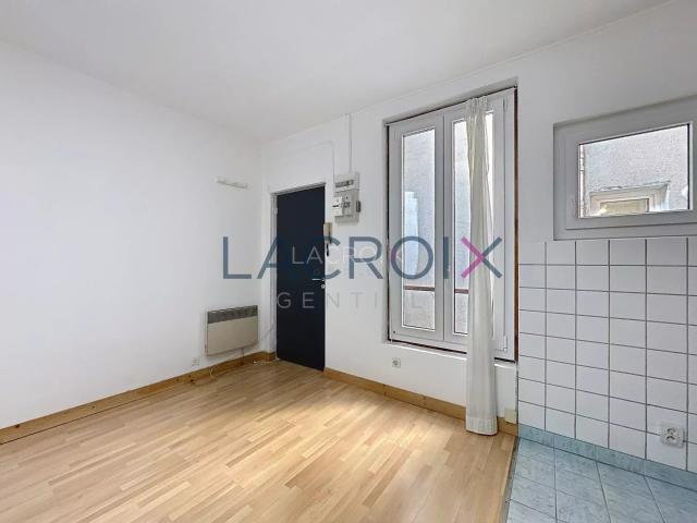 2 pièces en Duplex à 3 minutes de Paris et du RER B