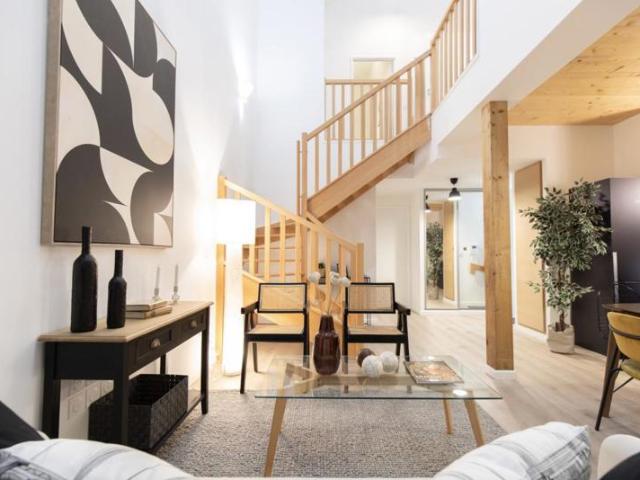 2 PIECES EN DUPLEX AVEC JARDIN PRIVATIF