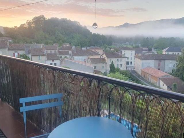 2 pièces indépendant dans immeuble collectif